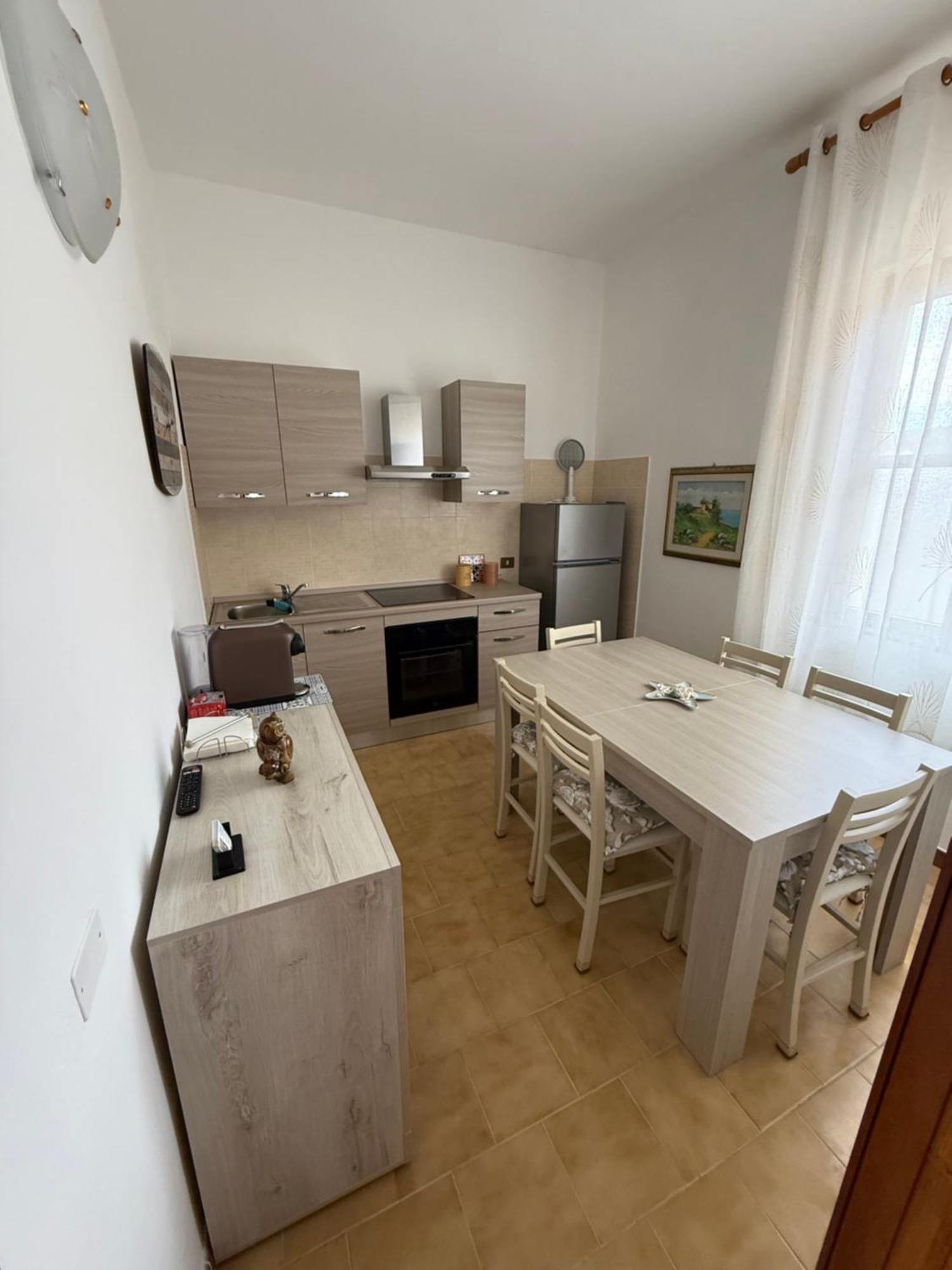 B&B Arcipelago Ла-Маддалена Экстерьер фото